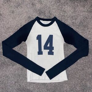 Brandy Melville long sleeve 14 top | navy & white | one size, fits xs or s